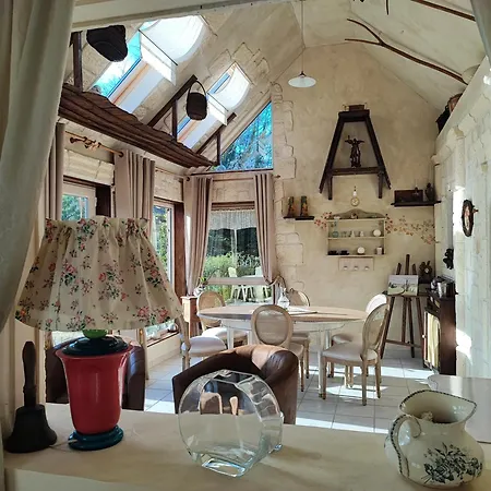 Bed & Breakfast Demeure De La Vendemiere Pont-Melvez