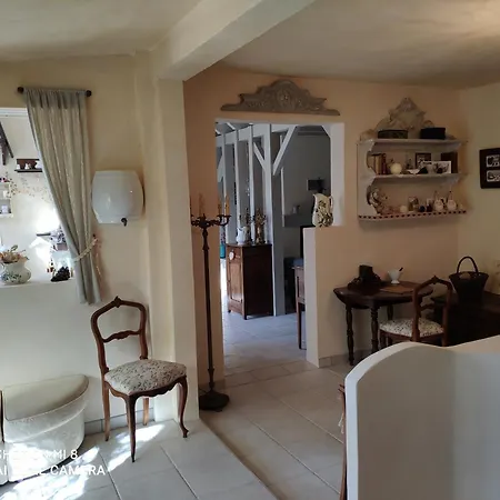 Demeure De La Vendemiere
